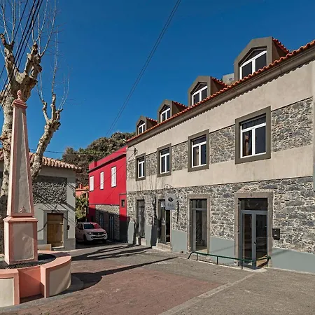 Hostel The Calheta