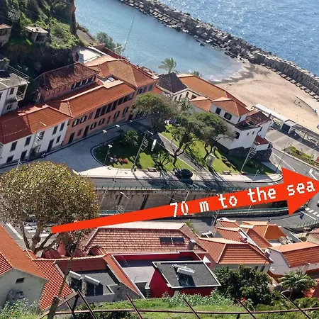 The * Calheta (Madeira)